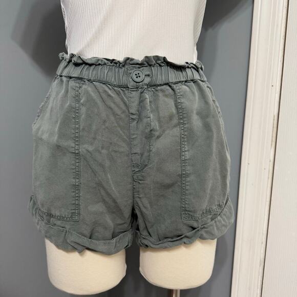 aerie Pants - Aerie Paperbag Shorts, Green, XS